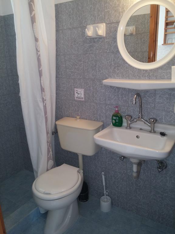 Oasis Studios Logaras Room photo